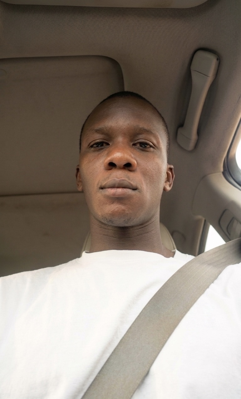 Profile photo for @olatunji01