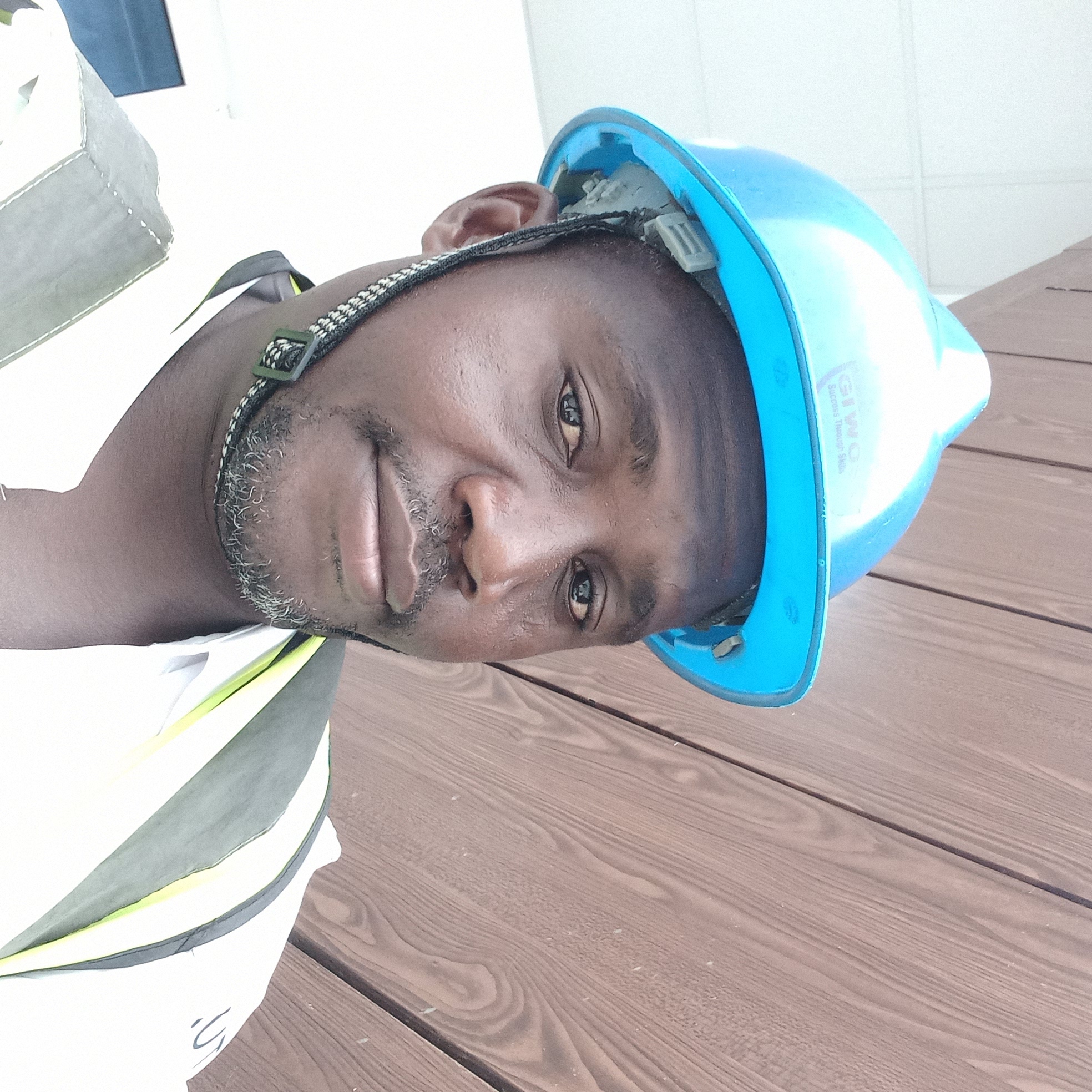 Profile photo for @amadi