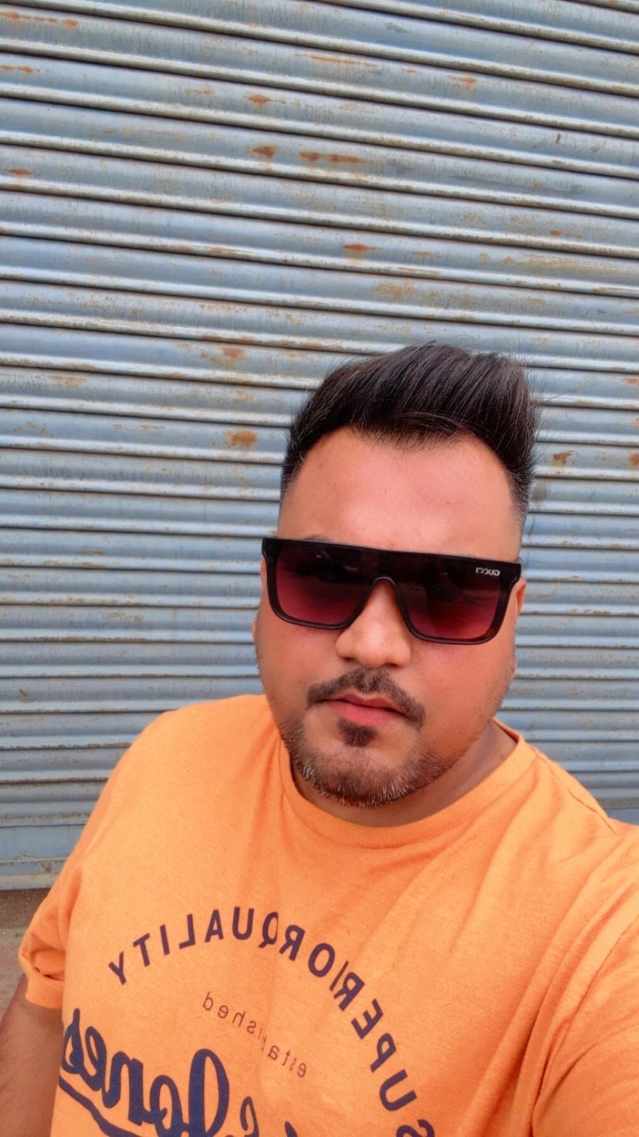 Profile photo for @kunal